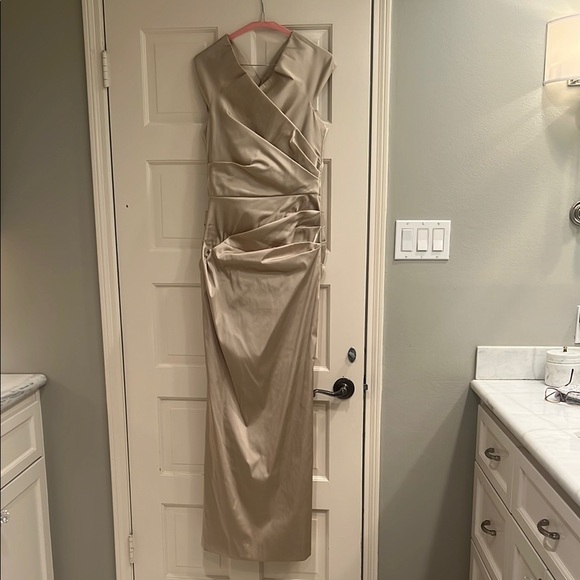 Teri Jon Dresses & Skirts - Teri Jon Satin Cream long formal dress